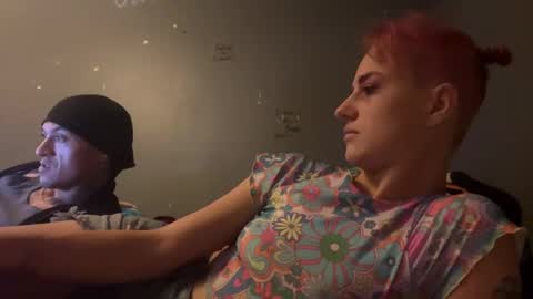 Snapshot of ladybug9097 chatting on 18, 12, 2024 RockStar Couple online show from 18, 12, 2024