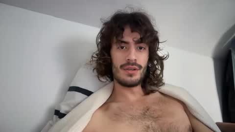 Snapshot of ladycan_tfeeling chatting on 5, 10, 2025 ladycan_tfeeling online show from 5, 10, 2025