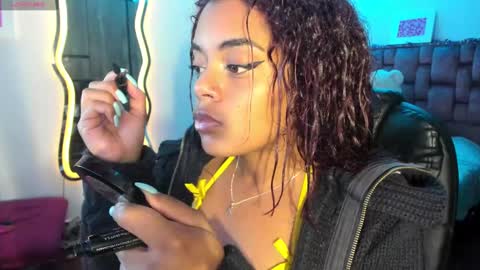 Snapshot of ladydanniela chatting on 8, 1, 2025 leidy daniela online show from 8, 1, 2025