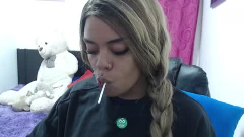 Snapshot of ladydanniela chatting on 4, 7, 2026 leidy daniela online show from 4, 7, 2026