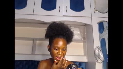 Snapshot of ladydiva69 chatting on 22, 2, 2025 ladydiva69 online show from 22, 2, 2025