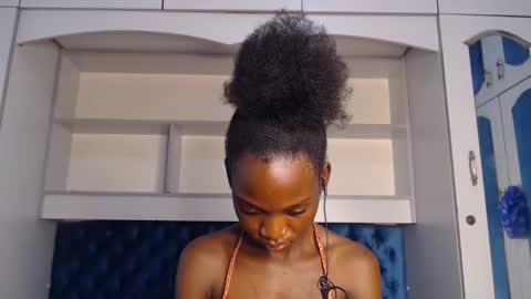 Snapshot of ladydiva69 chatting on 24, 2, 2025 ladydiva69 online show from 24, 2, 2025