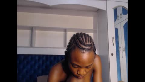 Snapshot of ladydiva69 chatting on 27, 2, 2025 ladydiva69 online show from 27, 2, 2025
