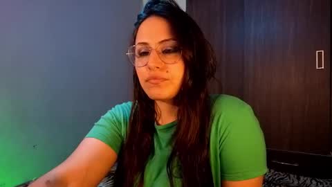 Gwen online show from 29, 3, 2026