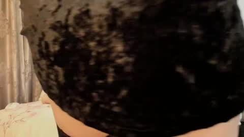 Snapshot of ladyjanyne chatting on 29, 11, 2025 ladyjanyne online show from 29, 11, 2025