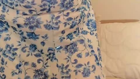 ladyjanyne online show from 14, 4, 2026