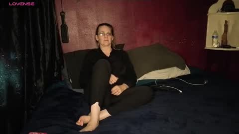 Snapshot of ladykiva_n_hubz chatting on 8, 10, 2025 ladykiva_n_hubz online show from 8, 10, 2025