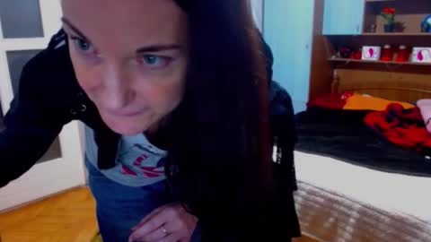 LadyLHoty online show from 15, 11, 2025