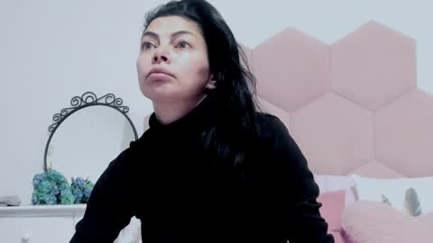 Lia online show from 10, 2, 2025