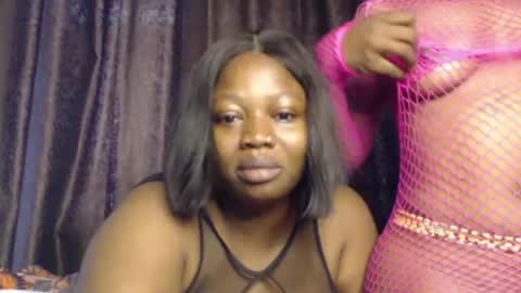 Snapshot of ladylilasexy chatting on 25, 4, 2026 sexylila online show from 25, 4, 2026