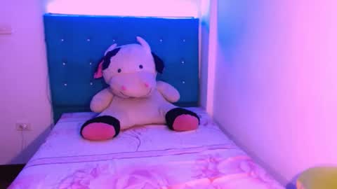 laura online show from 8, 4, 2026