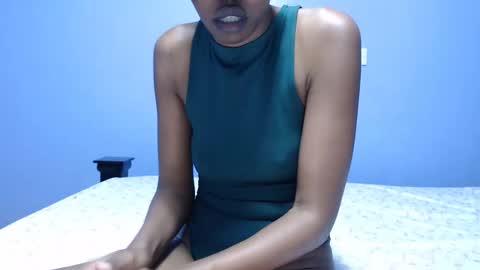 ladyqeeen online show from 12, 2, 2025