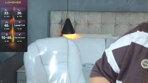    online show from 14, 11, 2025