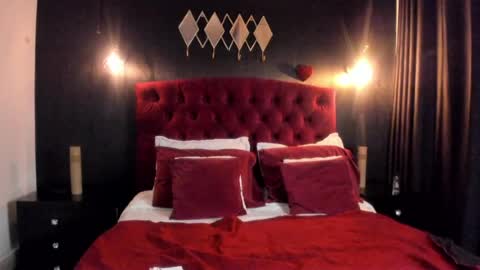 Laia  online show from 11, 4, 2026