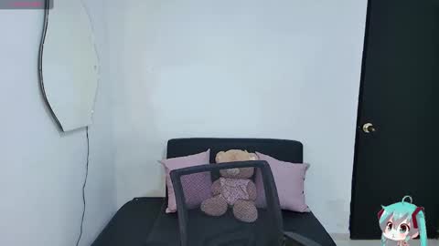 Snapshot of laila_addison chatting on 18, 1, 2025 laila online show from 18, 1, 2025