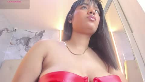Snapshot of lailamorfy chatting on 20, 4, 2026 online show from 20, 4, 2026