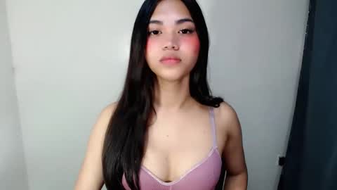 Snapshot of laire_allure chatting on 16, 5, 2026 laire online show from 16, 5, 2026