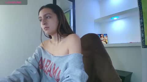 Snapshot of lala_clark chatting on 8, 10, 2025 Lala clark online show from 8, 10, 2025