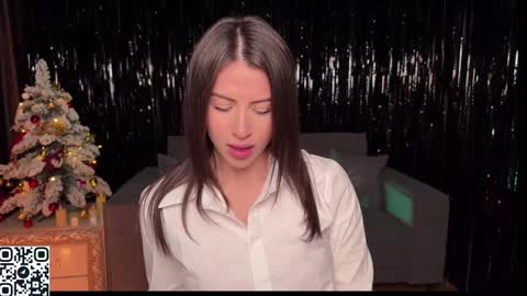 Ellina online show from 6, 1, 2025