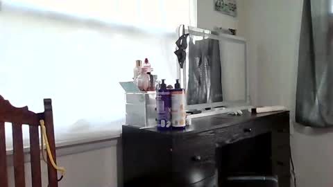 LALOVE99 online show from 30, 9, 2025