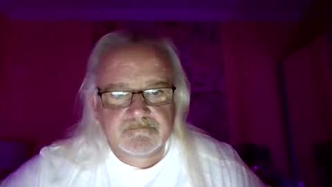 Snapshot of lamabama chatting on 9, 9, 2025 lamabama online show from 9, 9, 2025