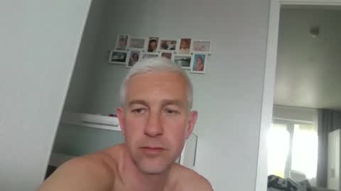 Snapshot of lambiants chatting on 15, 5, 2026 lambiants online show from 15, 5, 2026