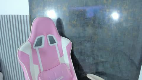 Lana online show from 8, 3, 2026