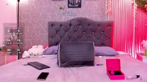 lana_gill online show from 4, 4, 2026