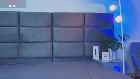 valentino moon online show from 18, 4, 2026