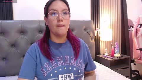 Snapshot of lana_sweett2 chatting on 3, 6, 2026 lana_sweett2 online show from 3, 6, 2026