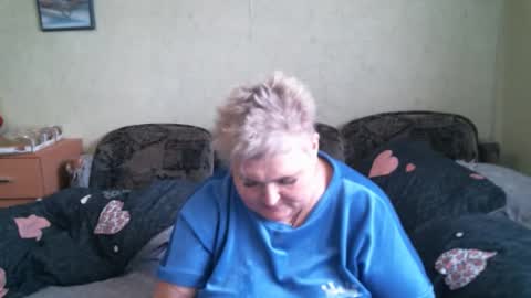 Snapshot of lanacat555 chatting on 8, 4, 2026 lanacat555 online show from 8, 4, 2026