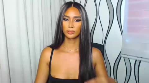 Snapshot of lanadel_hilton chatting on 5, 1, 2025 Lana online show from 5, 1, 2025