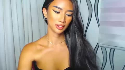 Snapshot of lanadel_hilton chatting on 6, 1, 2025 Lana online show from 6, 1, 2025