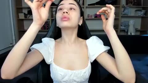 Snapshot of lanalandd chatting on 17, 6, 2026 Lana online show from 17, 6, 2026