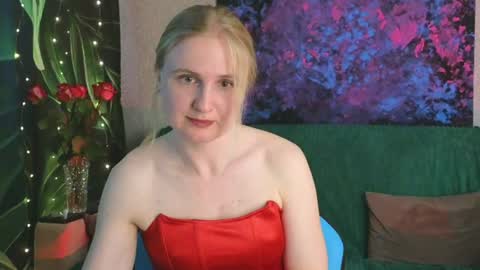 Snapshot of lanavismith chatting on 8, 7, 2026 LanaviSmith online show from 8, 7, 2026