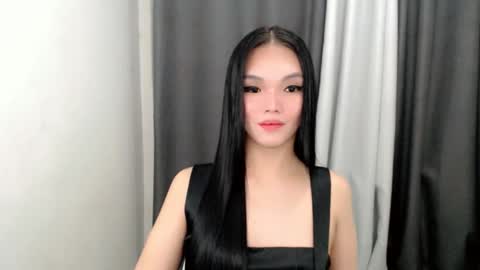 lanawyatt_ online show from 10, 11, 2025