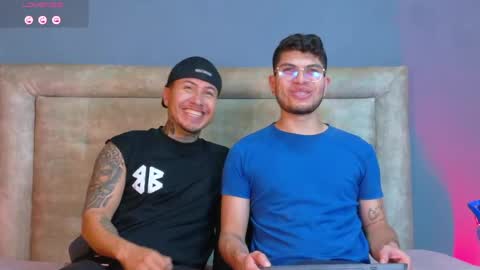Lance  Max  online show from 23, 4, 2026