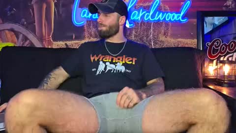 Snapshot of lancehardwood222 chatting on 17, 10, 2025 LANCE online show from 17, 10, 2025