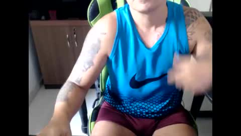 Snapshot of landaw chatting on 25, 5, 2026 Landaw online show from 25, 5, 2026