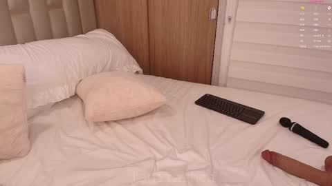 Lina online show from 26, 2, 2025