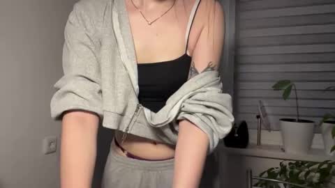 Snapshot of lanitastudstill chatting on 28, 2, 2026 Sarah online show from 28, 2, 2026