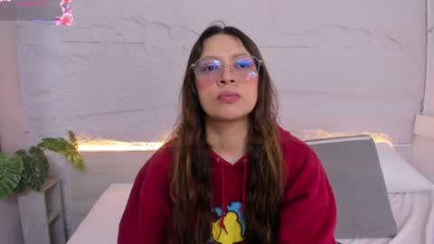 Lanna online show from 10, 4, 2026