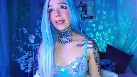 Snapshot of lannie_gonzales chatting on 28, 10, 2025 LANNIE   online show from 28, 10, 2025