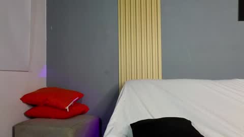 la paisita  online show from 21, 1, 2025