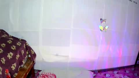 lara101732 online show from 15, 11, 2025