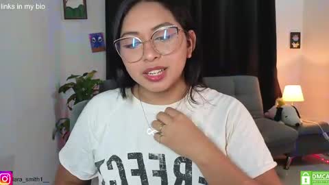 Snapshot of lara1__ chatting on 1, 4, 2026 Lara online show from 1, 4, 2026