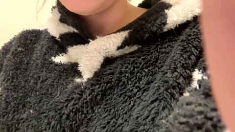 Snapshot of lara2030 chatting on 10, 1, 2025 Lolo Arabian online show from 10, 1, 2025