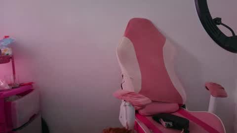Snapshot of lara_aisha chatting on 14, 7, 2026 LARA online show from 14, 7, 2026