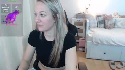 Lara online show from 14, 11, 2025