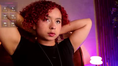 Snapshot of lara_curly chatting on 5, 4, 2026 lara_curly online show from 5, 4, 2026
